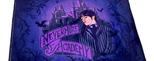 Alfombra interior Nevermore Academy Miercoles 80x60cm