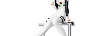 Figura Rei Ayanami Evangelion New Theatrical 17cm